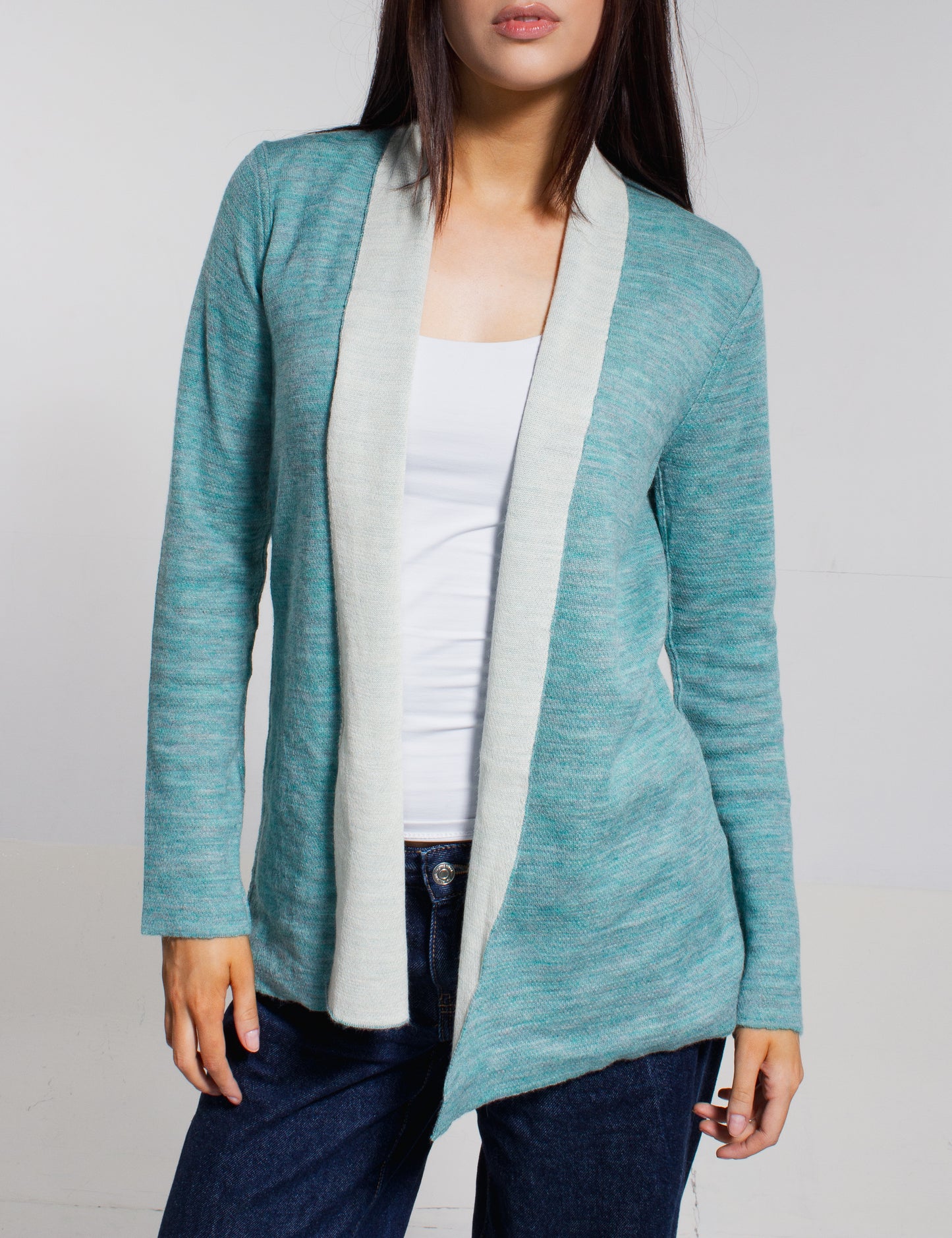 Cardigan Yuraq Anqas