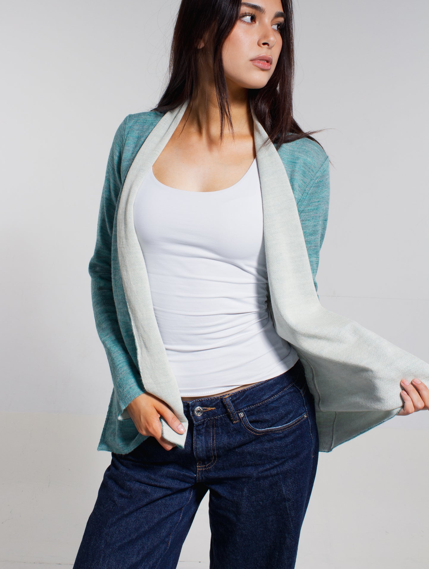 Cardigan Yuraq Anqas