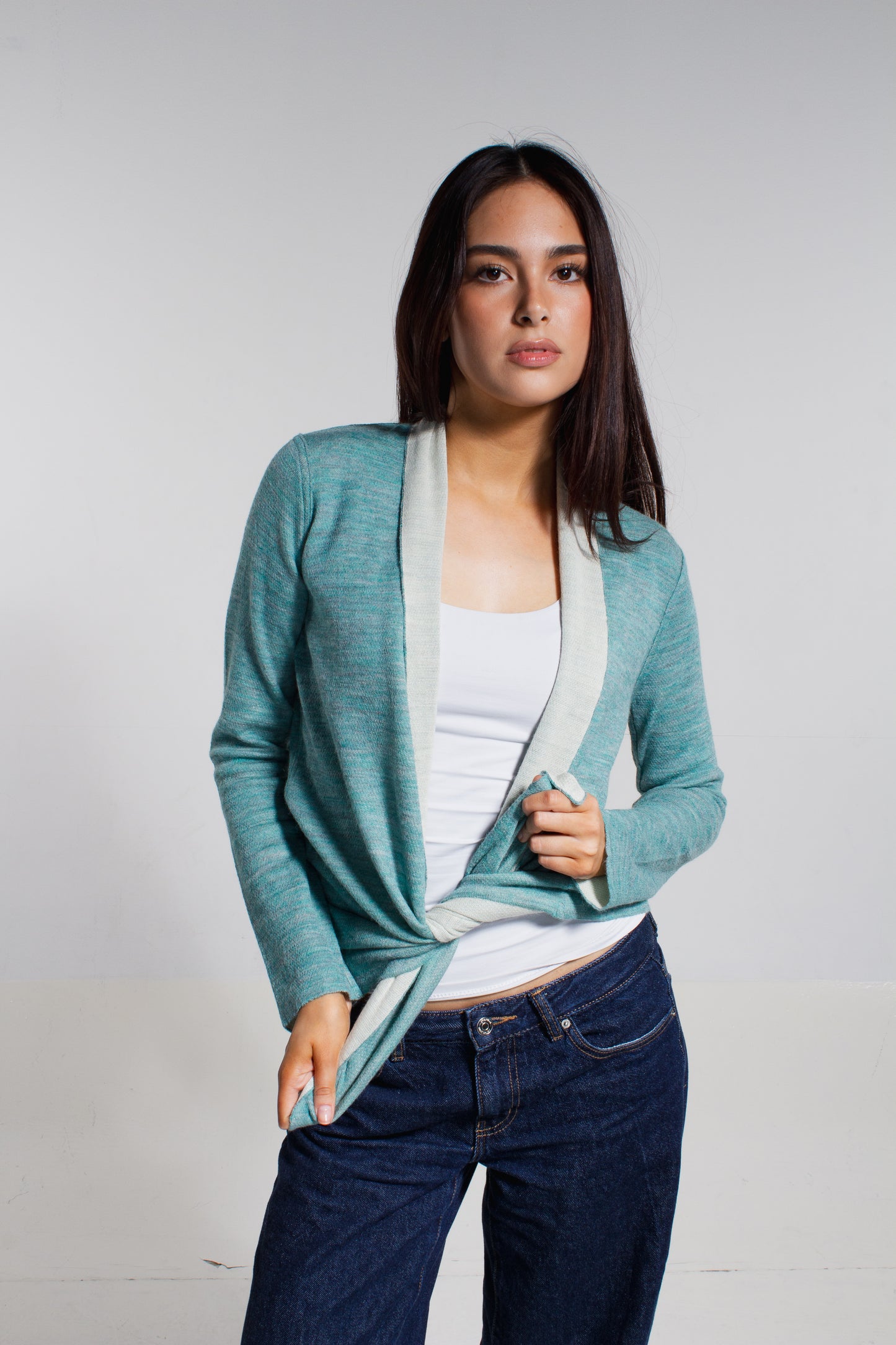 Cardigan Yuraq Anqas