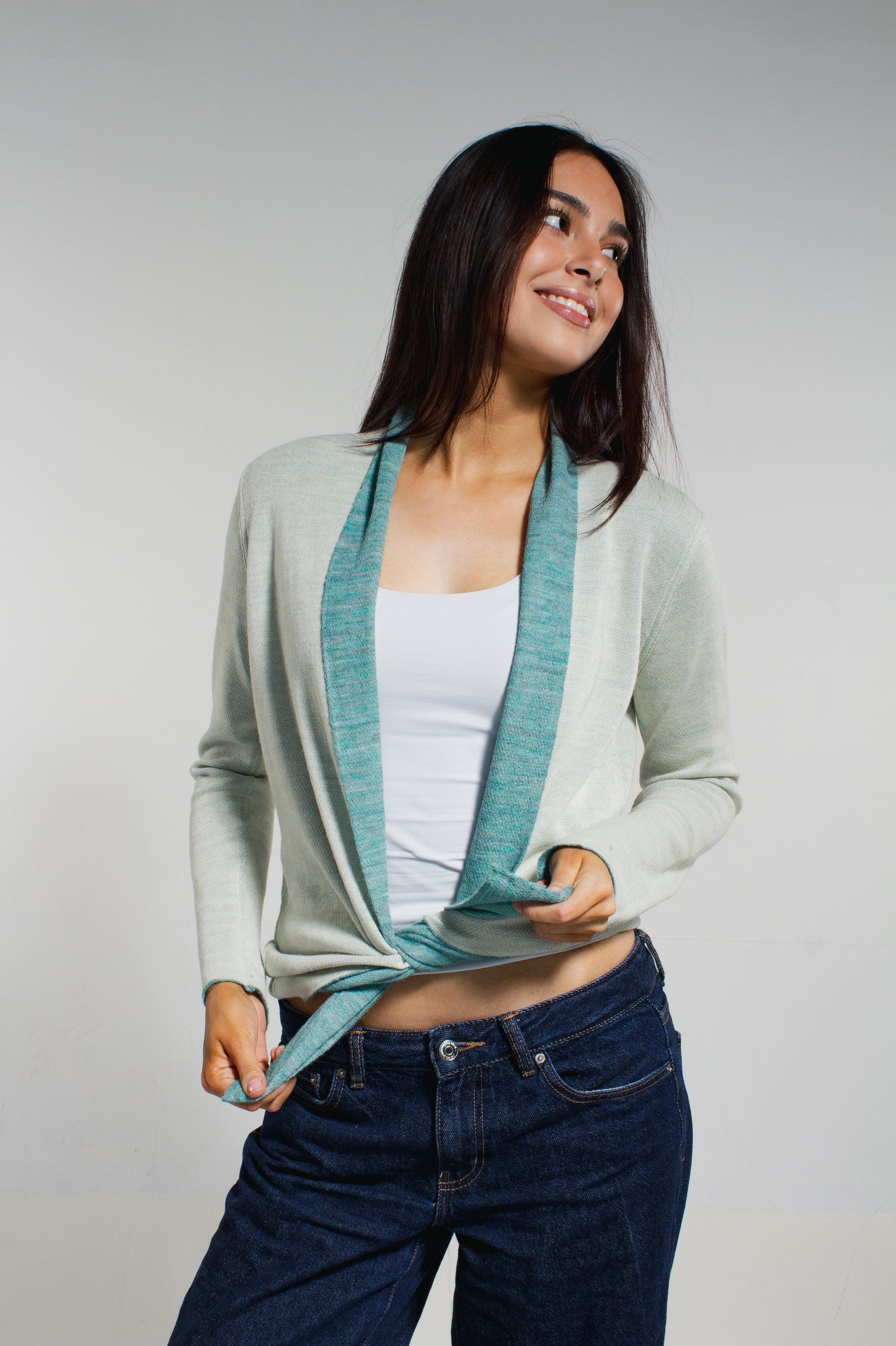 Cardigan Yuraq Anqas